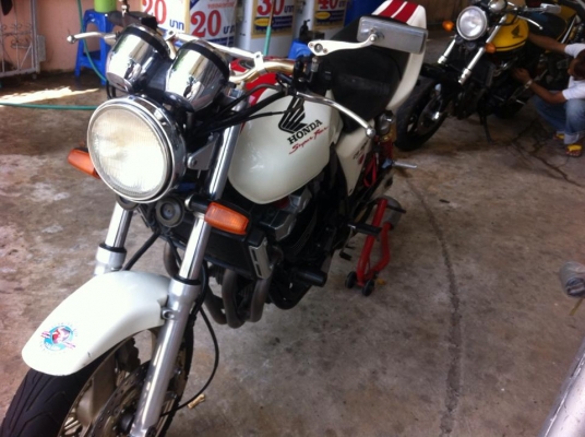 Cb400 ปี98  Version S รุ่น ฉลอง50ปี สรรพสามิตตัวจริง