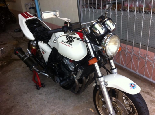 Cb400 ปี98  Version S รุ่น ฉลอง50ปี สรรพสามิตตัวจริง