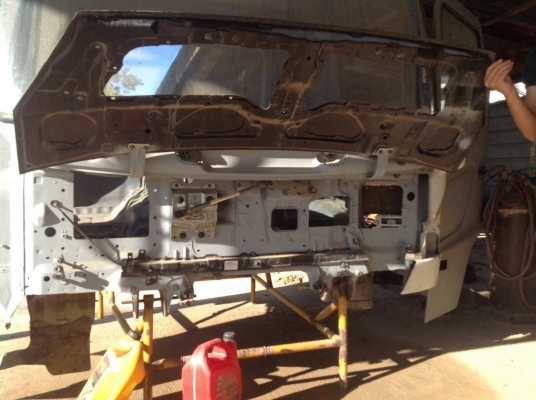 ขายหัวเก๋งรถ Hino เมก้า 150 แรง