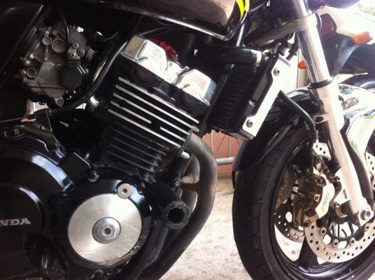 Cb400 ปี97 Version S สรรพสามิตตัวจริง Cb400 ปี97 Version S สรรพสามิตตัวจริง