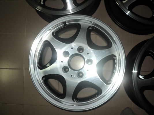ล้อแม็กBENZ  5รู*112 ขอบ15 สีดำหน้าเงา ราคาถูกๆ