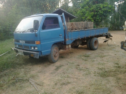 NPR115 4BD1 คัชชี TL ทะเบียนแจ้งจอด