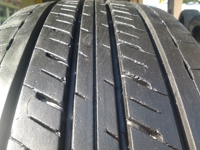 ขายยาง205/70/15 ปี 11  BRIDESTONE  DURAVIS R611    1    ชุด