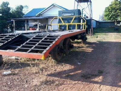 komatsu PC200-5 ไฟฟ้าครบ,เอกสารเล่ม,ช่วงล่างเต็ม,คอนโทรลสั้น+ เทเลอร์หางสั้น 3 เพลา เรียว เครื่อง Nissan UD220 แรง