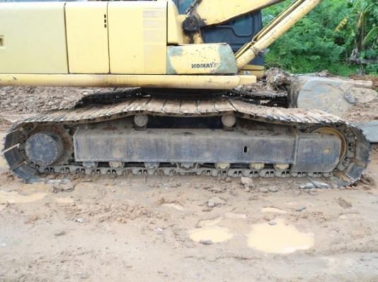 ขายแบคโฮ KOMATSU PC200-6 สภาพเยี่ยม พร้อมใช้งาน มีเล่มจดทะเบียน