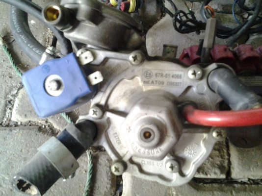 ชุดแก๊สหัวฉีด4สูบ  มือ2อุปกรณ์ครบ