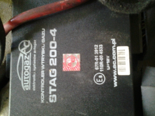 ชุดแก๊สหัวฉีด4สูบ  มือ2อุปกรณ์ครบ