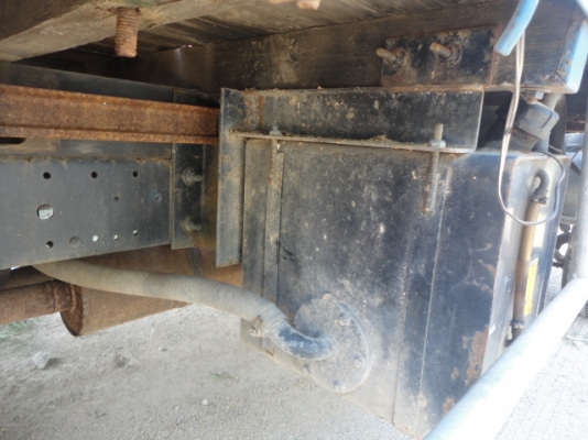 6 ล้อติดเฮี้ยบ 3 ตัน ISUZU NPR 110 แรง แอร์ เพาเวอร์  เกียร์ยาว