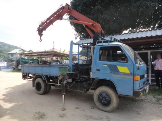 6 ล้อติดเฮี้ยบ 3 ตัน ISUZU NPR 110 แรง แอร์ เพาเวอร์  เกียร์ยาว