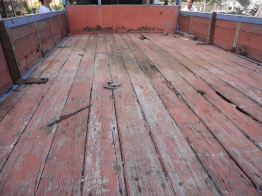 6 ล้อติดเฮี้ยบ 3 ตัน ISUZU NPR 110 แรง แอร์ เพาเวอร์  เกียร์ยาว