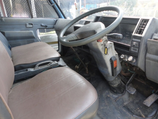 6 ล้อติดเฮี้ยบ 3 ตัน ISUZU NPR 110 แรง แอร์ เพาเวอร์  เกียร์ยาว