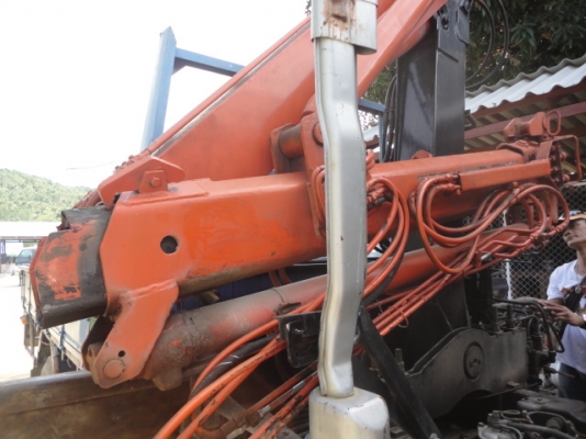 6 ล้อติดเฮี้ยบ 3 ตัน ISUZU NPR 110 แรง แอร์ เพาเวอร์  เกียร์ยาว