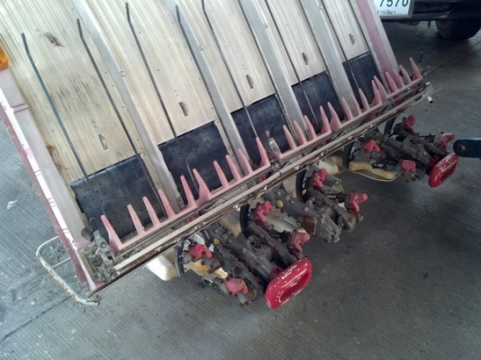 รถดำนา Yanmar GP5 รุ่นใหม่ 5 แถว พวงมาลัยเพาเวอร์