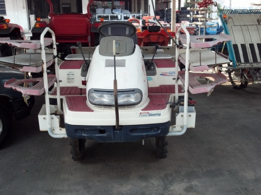 รถดำนา Yanmar GP5 รุ่นใหม่ 5 แถว พวงมาลัยเพาเวอร์