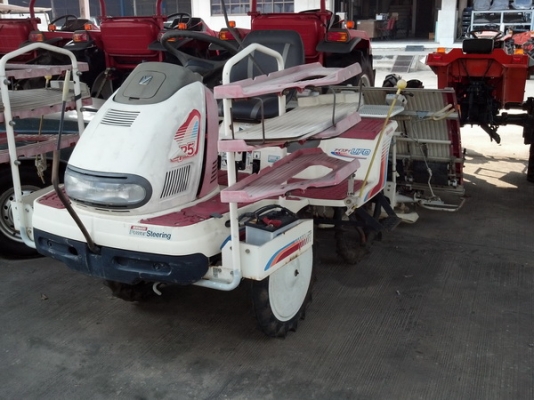 รถดำนา Yanmar GP5 รุ่นใหม่ 5 แถว พวงมาลัยเพาเวอร์