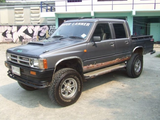 <No.9>Toyota Hero 4 ประตู (Ln56)แท้หล่อสุดๆแต่งยกสูงเต็มอย่างดี เทอร์โบ+พาวเวอร์