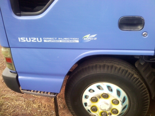 ISUZU NPR 130 HP TURBO 4HG1 ปี 47 รถตู้แห้งขนส่ง ตู้แห้ง 4 บานยาว 6 เมตร สูง 2.40 เมตร เครื่องดีเดิมๆ ภายในเก๋ง แอร์เย็น พวงมาลัยเพาเวอร์ ช่วงล่างคัชซีสวยมากไม่มีบวม ยางสภาพดี 80\% พร้อมบรรทุกพร้อมใช้งาน เอกสารทะเบียนภาษีครบถูกต้องพร้อมโอนครับ ISUZU NPR 130 HP TURBO 4HG1 ปี 47 รถตู้แห้งขนส่ง ตู้แห้ง 4 บานยาว 6 เมตร สูง 2.40 เมตร เครื่องดีเดิมๆ ภายในเก๋ง แอร์เย็น พวงมาลัยเพาเวอร์ ช่วงล่างคัชซีสวยมากไม่มีบวม ยางสภาพดี 80\% พร้อมบรรทุกพร้อมใช้งาน เอกสารทะเบียนภาษีครบถูกต้องพร้อมโอนครับ