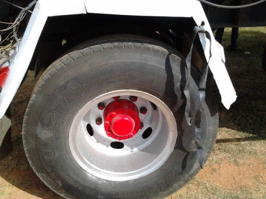 ขายด่วน ลูกพ่วง 2 คานดั๊มพ์ กระบะดั๊มพ์เหล็กคอกสูง 5 ไม้สภาพดีไม่มีผุ ช่วงล่างดี ยางสภาพ 70\% พร้อมใช้งาน เอกสารเล่มทะเบียนครบพร้อมโอน ราคาต่อรองได้ครับ