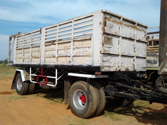 ขายด่วน ลูกพ่วง 2 คานดั๊มพ์ กระบะดั๊มพ์เหล็กคอกสูง 5 ไม้สภาพดีไม่มีผุ ช่วงล่างดี ยางสภาพ 70\% พร้อมใช้งาน เอกสารเล่มทะเบียนครบพร้อมโอน ราคาต่อรองได้ครับ