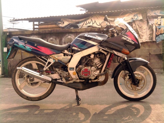ขออนุญาติขาย KAWASAKI SERPICO 150 CC. สีดำ ล้อแม็ก ขออนุญาติขาย KAWASAKI SERPICO 150 CC. สีดำ ล้อแม็ก