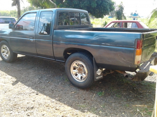 NISSAN BIGM KINGCAB - BDi 2.5 MT ปี 39 มี 2 คันให้เลือก เครื่องดี ภายในเก๋งสะอาด พวงมาลัยเพาเวอร์ แอร์เย็น ช่วงล่างแน่นยางสภาพดีพร้อมใช้งาน เอกสารทะเบียนภาษีเต็มไม่มีขาดพร้อมโอน ราคาต่อรองได้ครับ