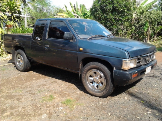 NISSAN BIGM KINGCAB - BDi 2.5 MT ปี 39 มี 2 คันให้เลือก เครื่องดี ภายในเก๋งสะอาด พวงมาลัยเพาเวอร์ แอร์เย็น ช่วงล่างแน่นยางสภาพดีพร้อมใช้งาน เอกสารทะเบียนภาษีเต็มไม่มีขาดพร้อมโอน ราคาต่อรองได้ครับ