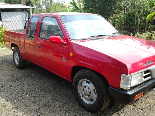 NISSAN BIGM KINGCAB - BDi 2.5 MT ปี 39 มี 2 คันให้เลือก เครื่องดี ภายในเก๋งสะอาด พวงมาลัยเพาเวอร์ แอร์เย็น ช่วงล่างแน่นยางสภาพดีพร้อมใช้งาน เอกสารทะเบียนภาษีเต็มไม่มีขาดพร้อมโอน ราคาต่อรองได้ครับ