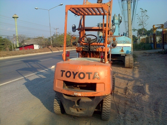 รถตักฟอร์ลิฟต์  TOYOTA