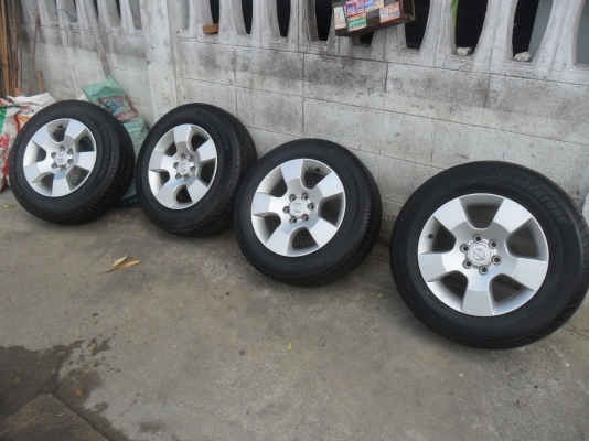 ล้อแม็ก 16นิ้ว 6รู NAVARA + ยาง 215/70R16