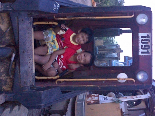 รถตัก เล็ก  NEW HOLLAND