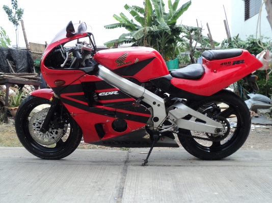 วุฒินนบุรี//CBR400cc.ปี98รถสวยเดิมเครื่องดีมีทะเบียนพร้อมโอนตอง888ภาษีไม่ขาด