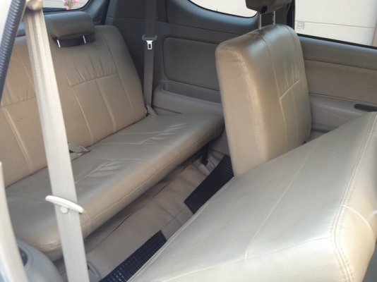 ขายถูก AVANZA ปี10สภาพดี