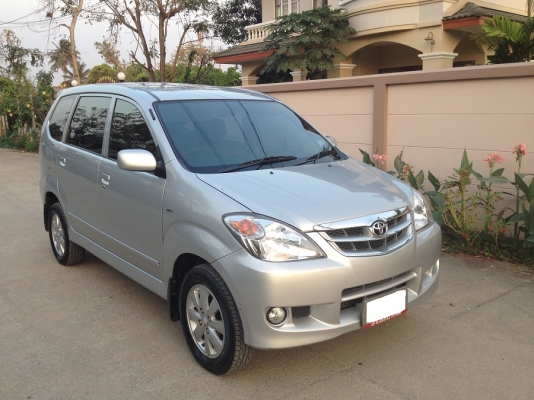 ขายถูก AVANZA ปี10สภาพดี