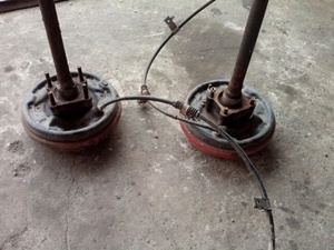 ขาย เพลาข้าง รถ  Isuzu พร้อมสายเบรค ใช้ได้นะคะ