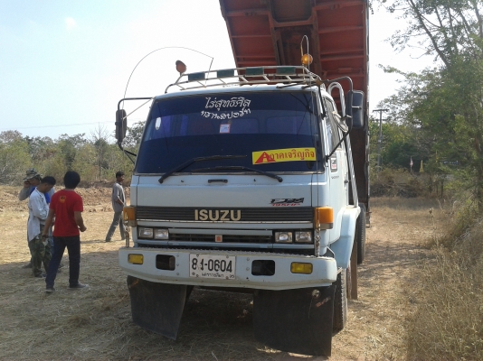 ขายดั้มร็อกกี้ 195 แรงสภาพพร้อมใช้ เอกสารพร้อมโอน