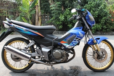 ขาย HONDA SONIC 125 ไมล์ขาว  สภาพเดิมๆ  ครื่องเดิม ลูกเดิม ทะเบียนพร้อมโอน