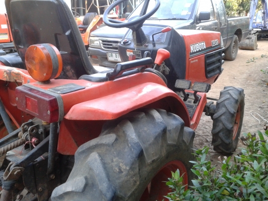 ขายรถไถ KUBOTA B2410 ขนาด 24 แรง 2เพลา พวงมาลัยเพาเวอร์