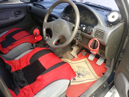 ขายรถ KIA SPORTAGE ติดแก็สแล้ว สภาพดีมาก ราคา 150,000 บาท