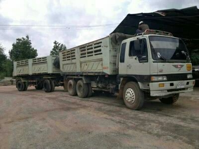 10ล้อดั้มHINO 3Mปี38เปลี่ยนเครื่องP11C-320แรงม้า แม่ลูกสวยมาก