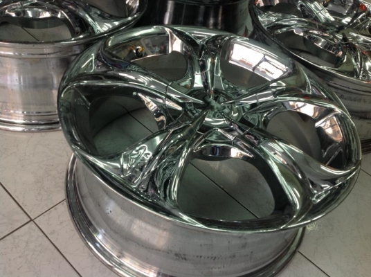 ขายถูก ล้อแม็กซ์ 17" 4/100 CHORM ล้อสวย สภาพดีพร้อมใช้งาน ราคา 13000 บาท สนใจสอบถามที่ 089-6669061