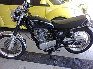 ขายSR400 อินวอย สรรพสามิตร ปี2012 เครื่องเงียบแน่นสด ซื้อมา5เดือนราคา 85000 บาท ขายSR400 อินวอย สรรพสามิตร ปี2012 เครื่องเงียบแน่นสด ซื้อมา5เดือนราคา 85000 บาท