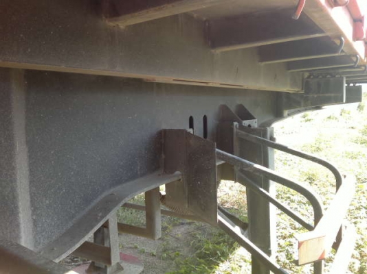 ขายห่างพ่วงดั๊ม สามมิต 2 เพลา ปี 54 ( ห่างสวยมากๆ ) สนใจติดต่อ 081 - 6079515 ขายห่างพ่วงดั๊ม สามมิต 2 เพลา ปี 54 ( ห่างสวยมากๆ ) สนใจติดต่อ 081 - 6079515