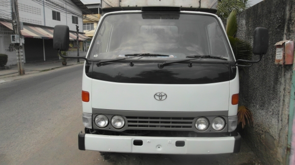 ขาย 4 ล้อ โตโยต้า ปี 97เครื่อง 115 แรง เพลาลอย