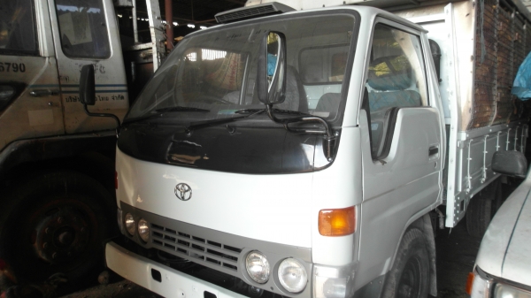 ขาย 4 ล้อ โตโยต้า ปี 97เครื่อง 115 แรง เพลาลอย ขาย 4 ล้อ โตโยต้า ปี 97เครื่อง 115 แรง เพลาลอย