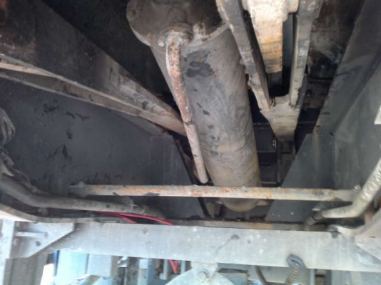 ขายห่างพ่วง สามมิต 3 เพลาแท้ ปี 49 สนใจติดต่อ 081 - 6079515 ขายห่างพ่วง สามมิต 3 เพลาแท้ ปี 49 สนใจติดต่อ 081 - 6079515