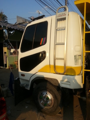 ขายรถ 6 ล้อสภาพสวย