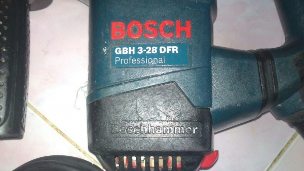 ขายสว่านโรตารี่ ตัวใหญ่bosch GBH 3-28 DFR