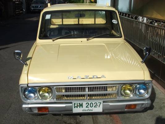 ขายมาสด้า โปรซีด ปี 2518