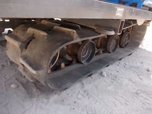 รหัส:13001003รถเกี่ยวข้าวนั่งขับพร้อมนวดข้าวด้วยจึงได้เป้นข้าวเปลือกwww.nihonmono.com