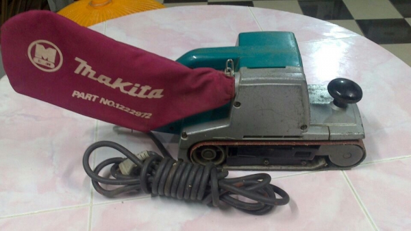 เครื่องขัดกระดาษทราย มากีต้า 9401(รถถัง) เครื่องขัดกระดาษทราย มากีต้า 9401(รถถัง)